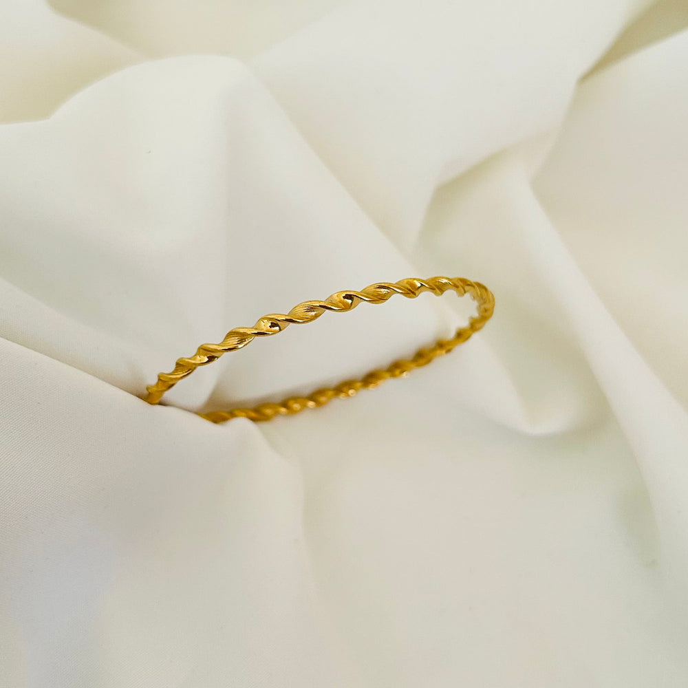 Twisting Rope Bangle