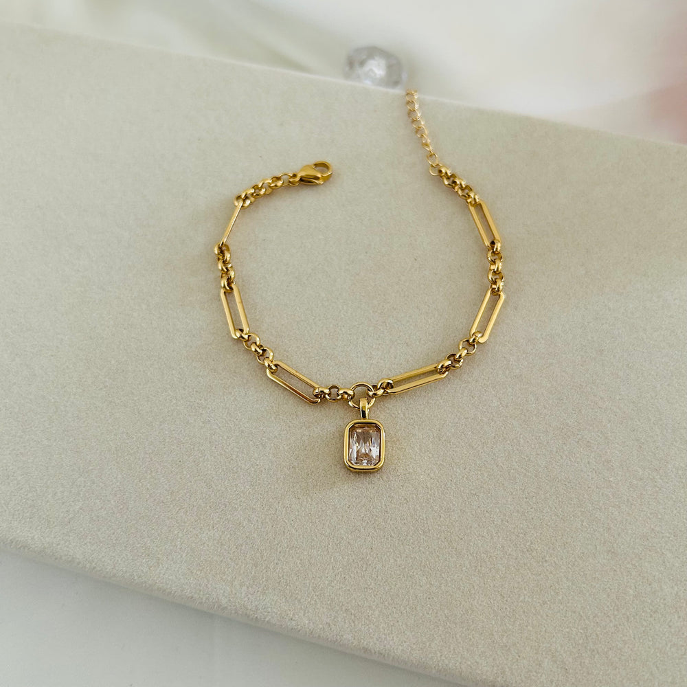 Elara Luxe Charm Bracelet