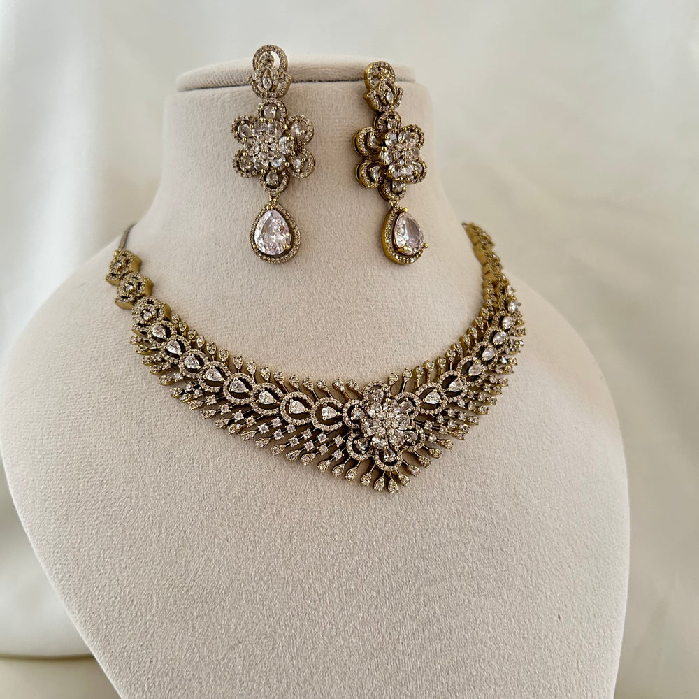 Floral Diamond Necklace Set