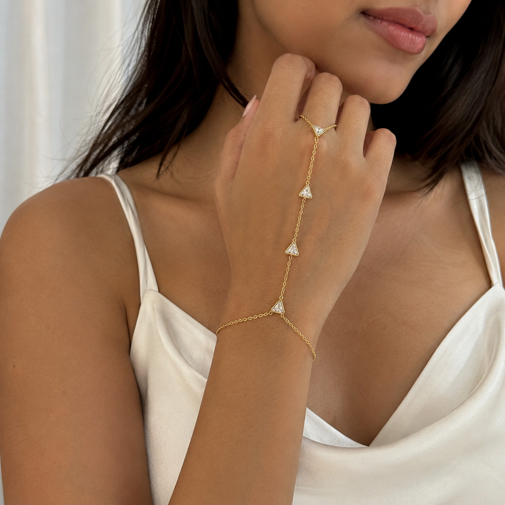 Hand Chain - VI