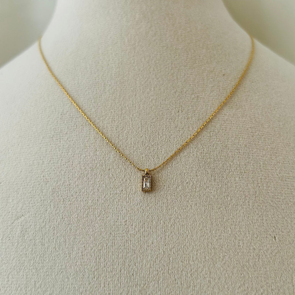 Mini Recta Necklace