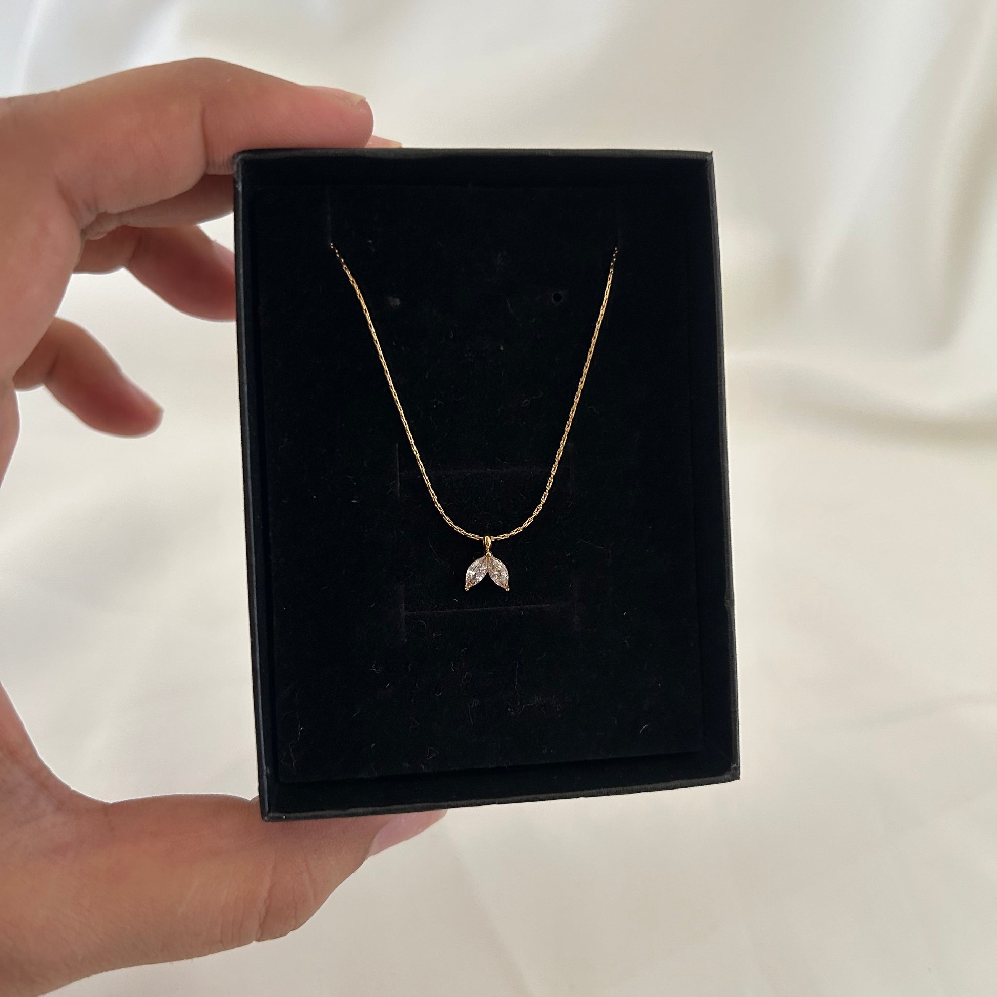 Mini Leafy Necklace