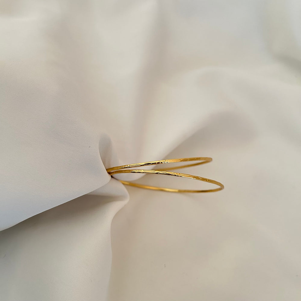 Sleek Aura Bangle (pair)
