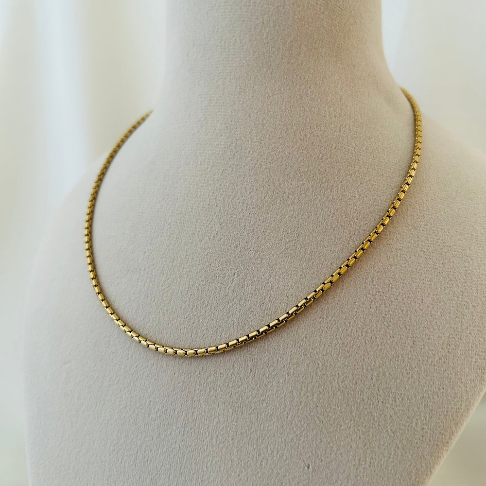 Bold Plain Chain Necklace