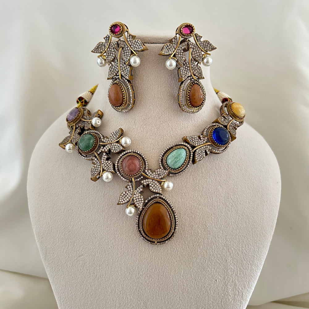Multicolour Victorian Necklace Set