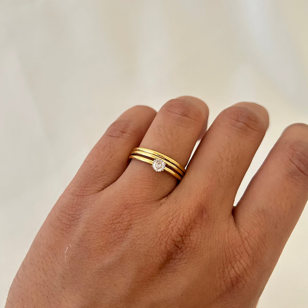 Classic Trinity Spark Ring