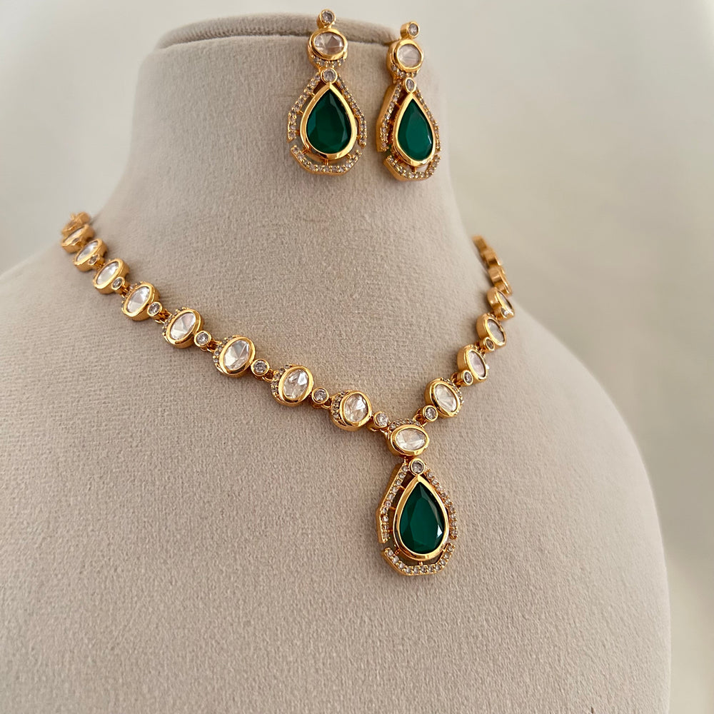 Emerald Moissanite Pendant Set