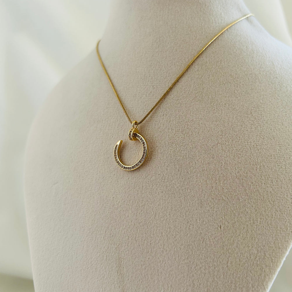 Nail-inspired necklace