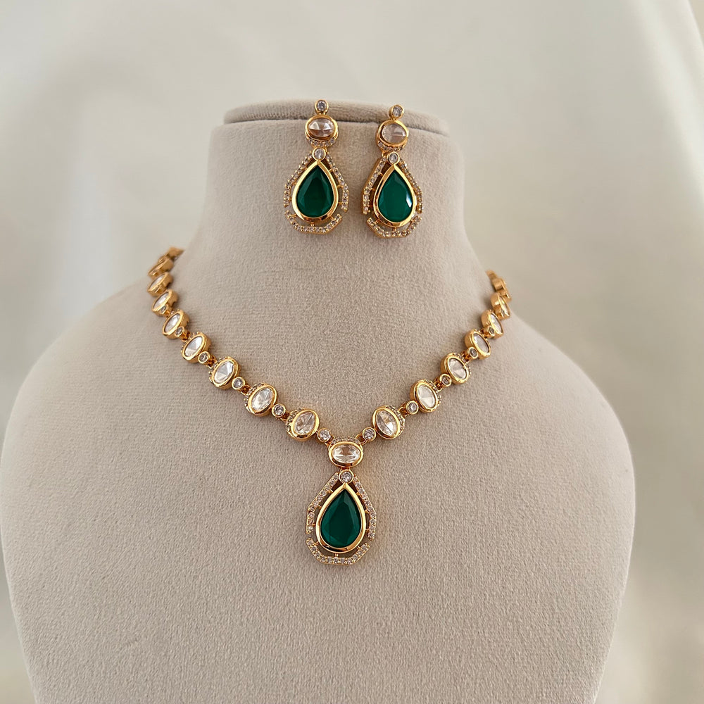 Emerald Moissanite Pendant Set