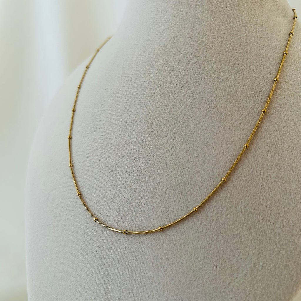 Minimal Beaded Chain Necklace
