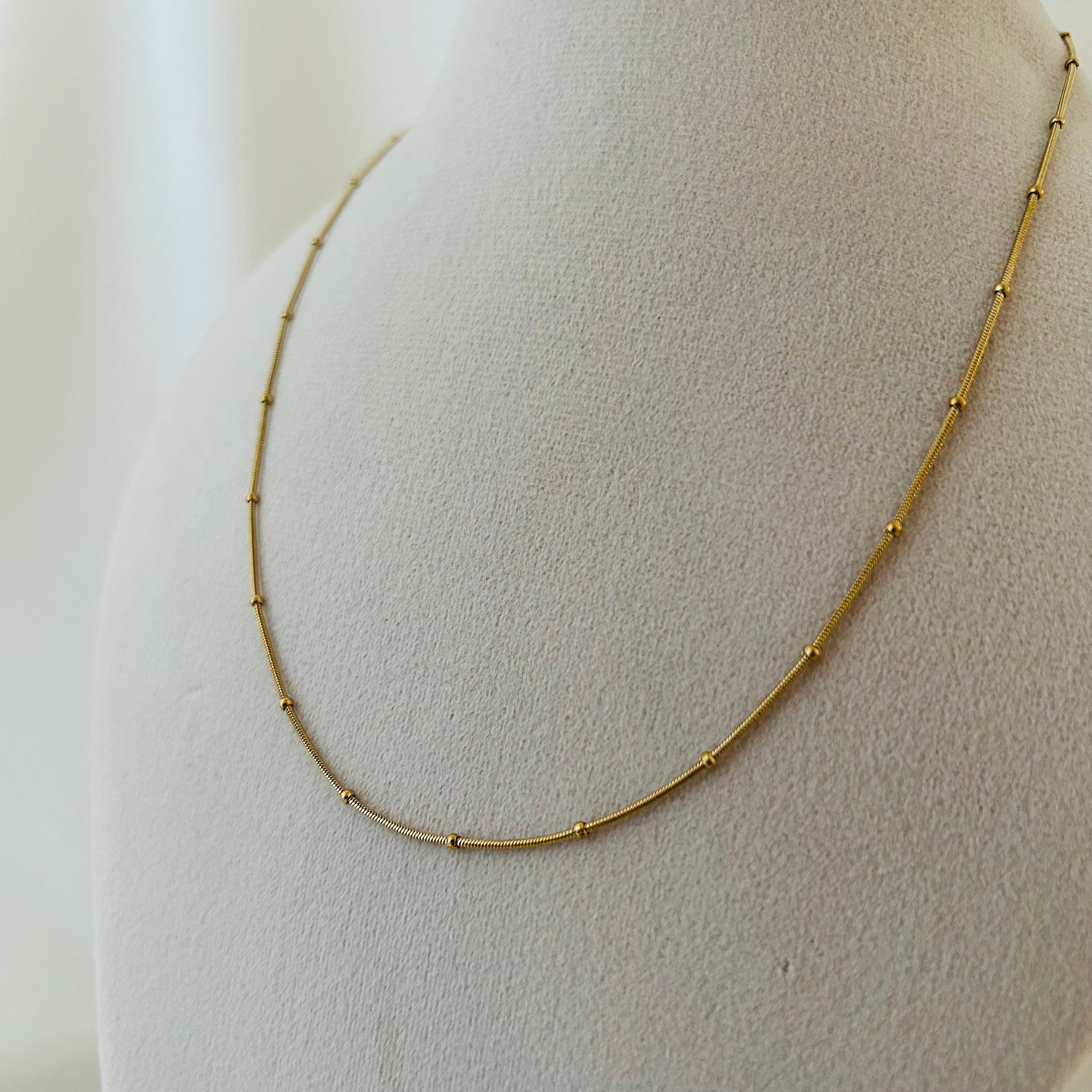 Minimal Beaded Chain Necklace