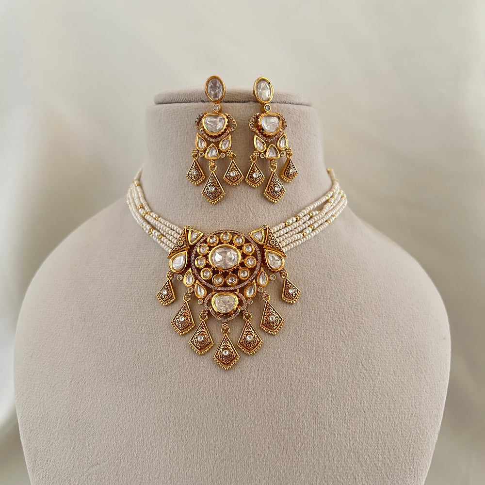 Pearl Choker Pendant Set