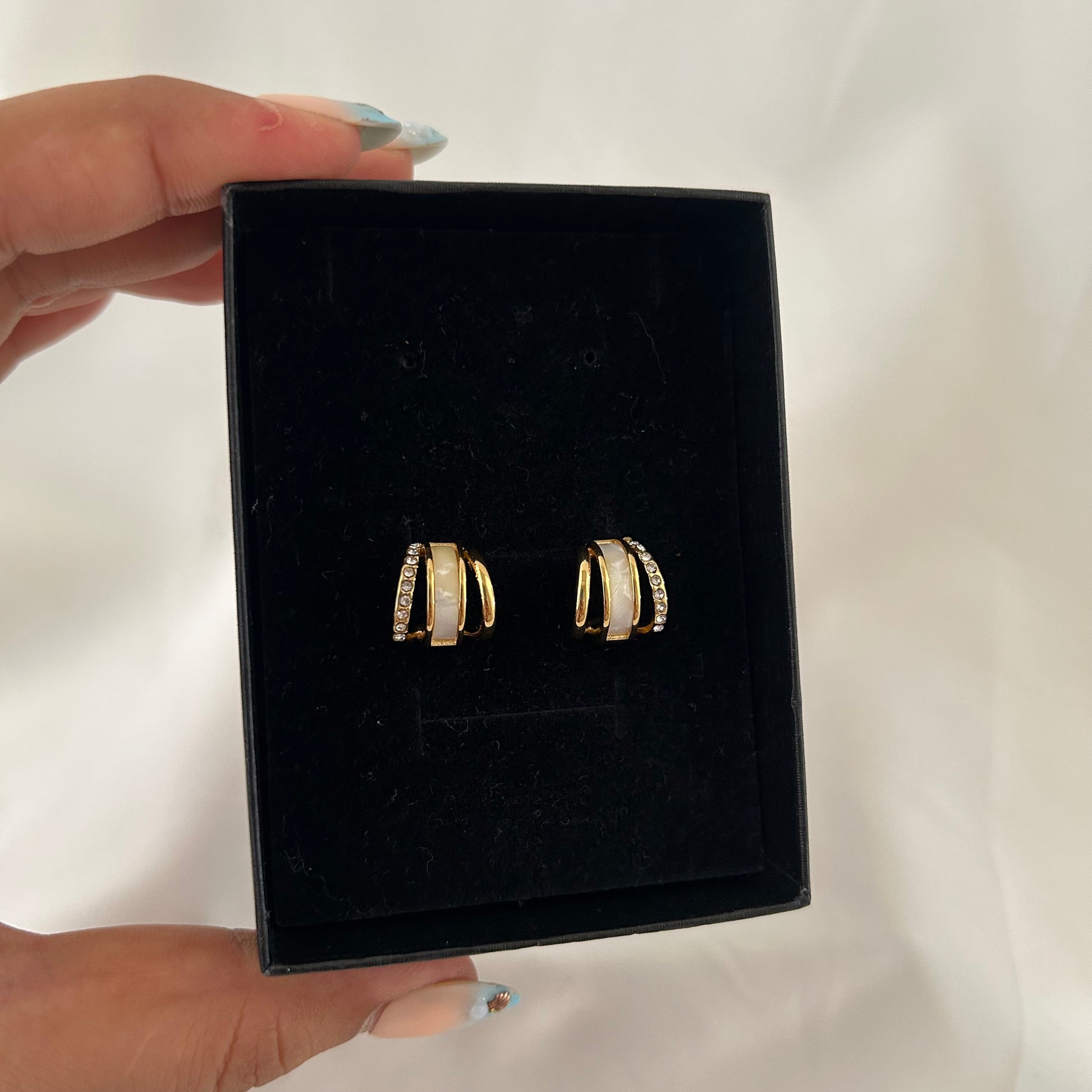 Multi-Line Hoop Earrings