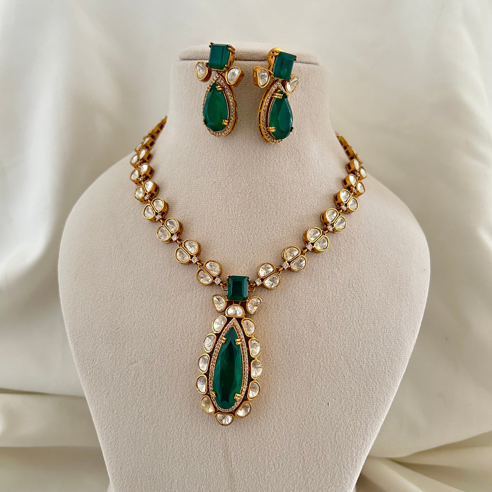 Emerald Moissanite Necklace Set