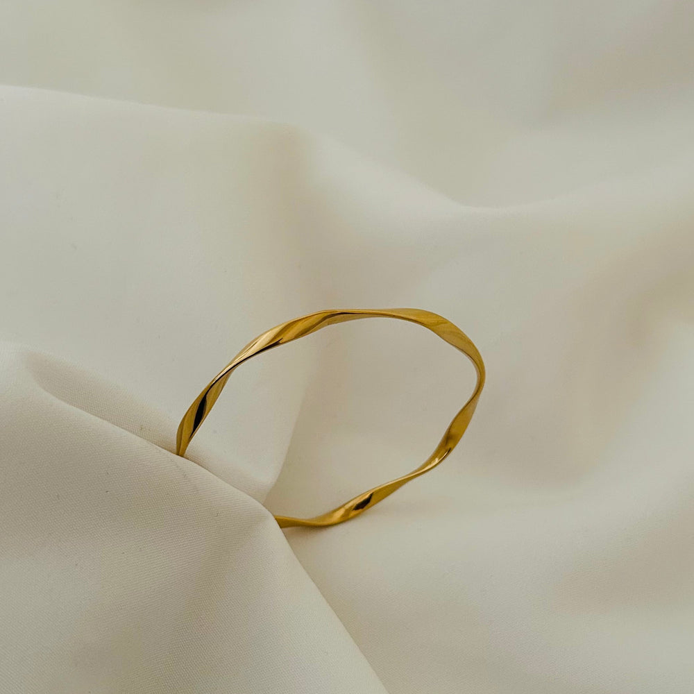 Weavy Bangle