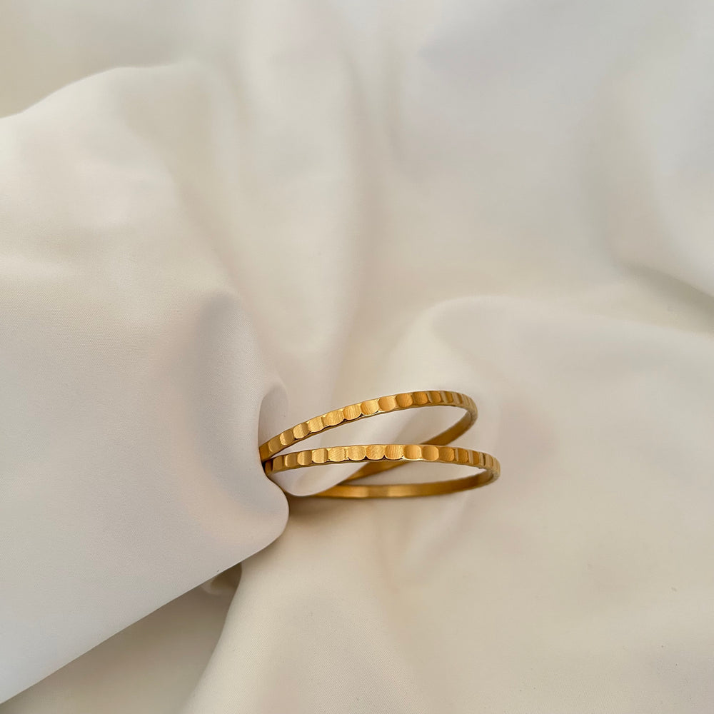 Hammered Bangle (pair)