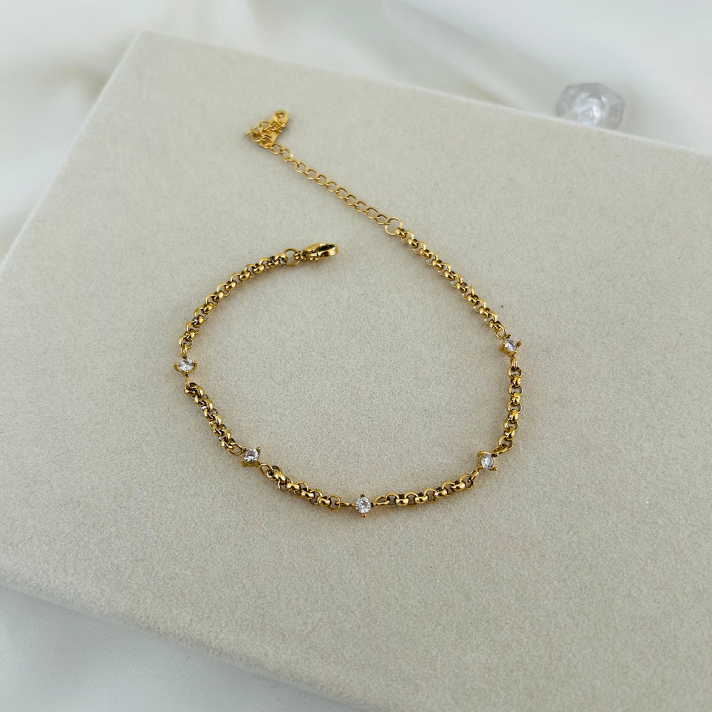 Luna Dainty Crystal Bracelet