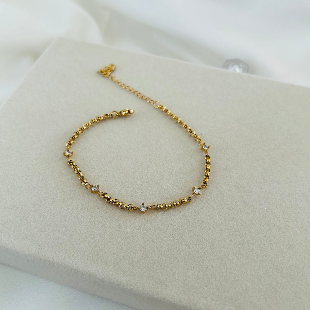 Luna Dainty Crystal Bracelet