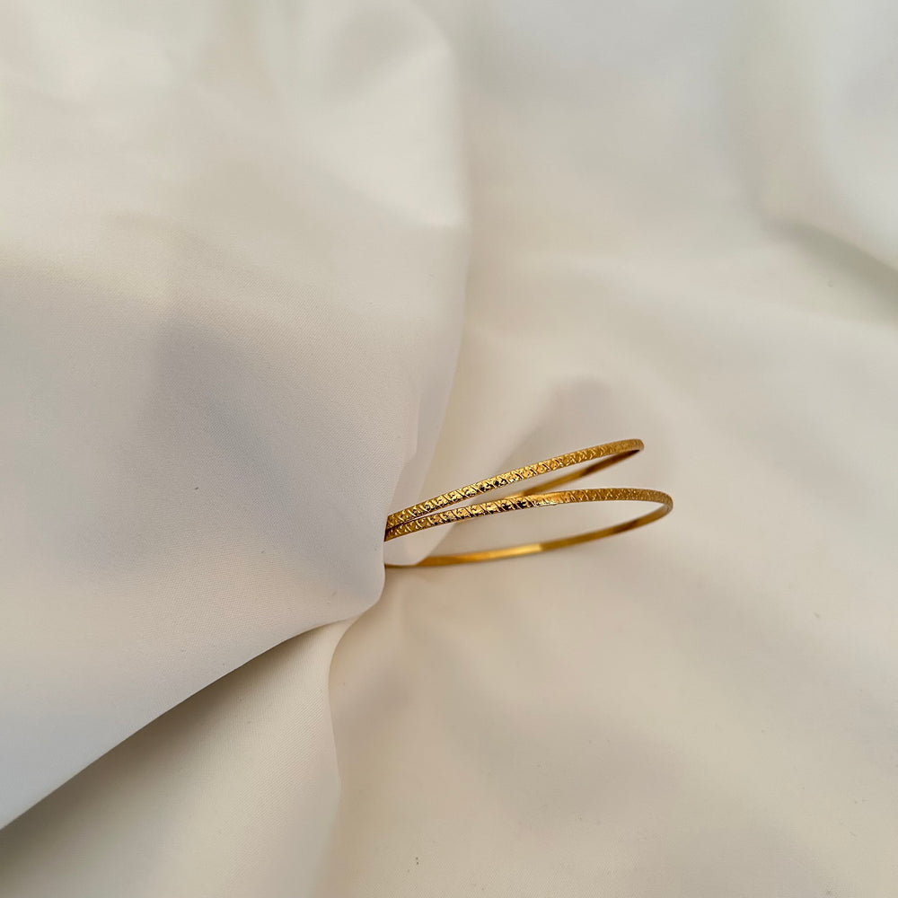 Sleek Luxe Bangle (pair)