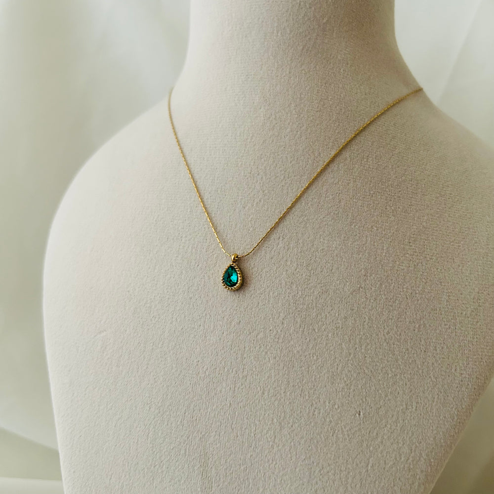 Green Teardrop Necklace