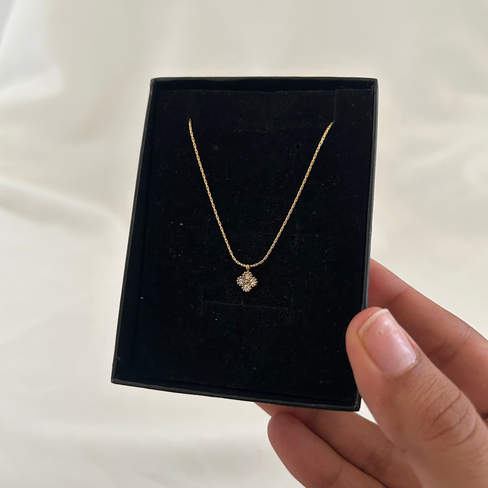 Mini Bloom Necklace