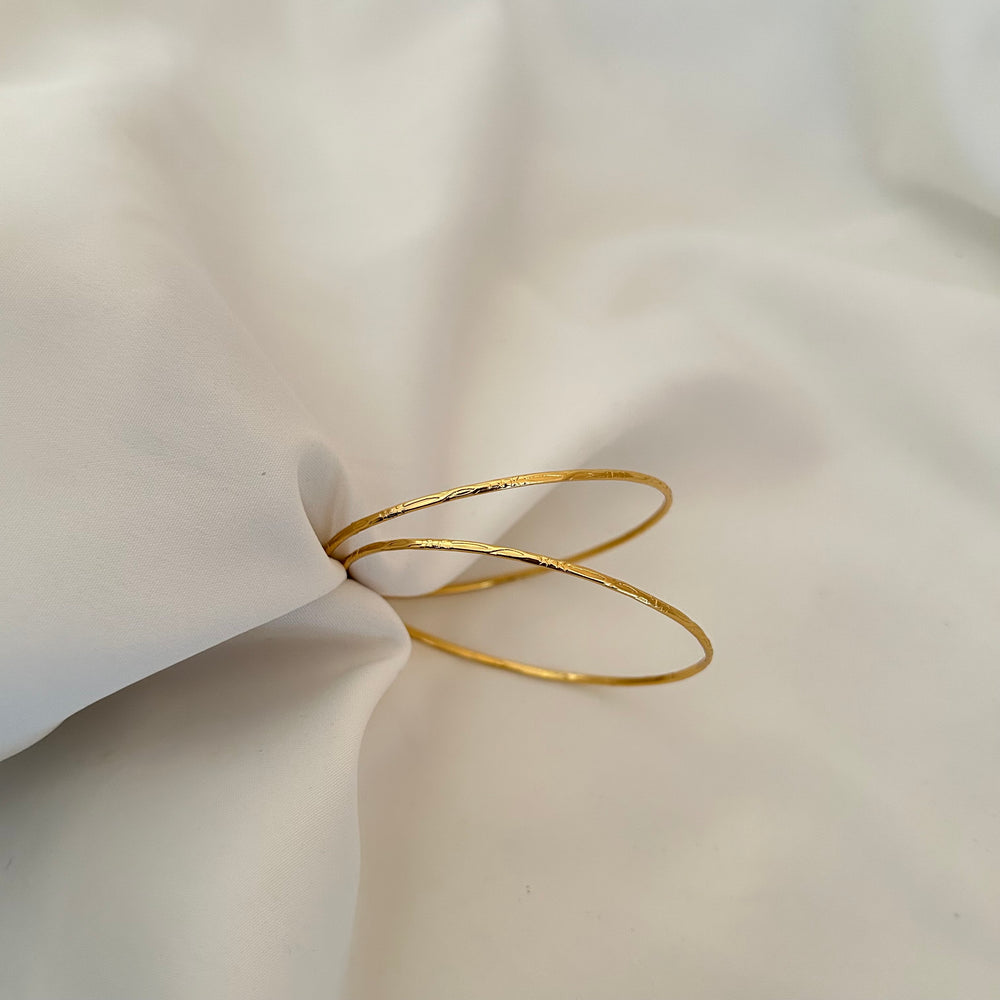 Sleek Aura Bangle (pair)