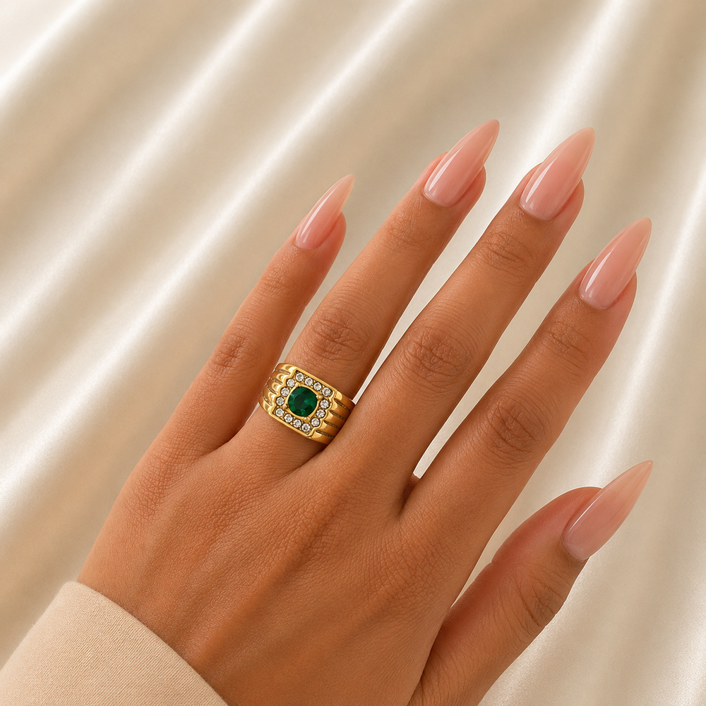 Emerald Glow Ring