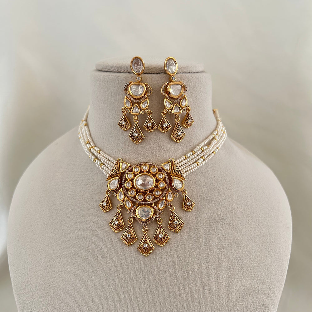 Pearl Choker Pendant Set