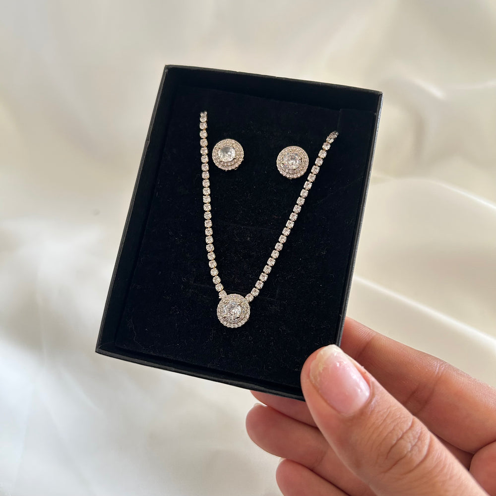 Round Solitaire Tennis Necklace Set