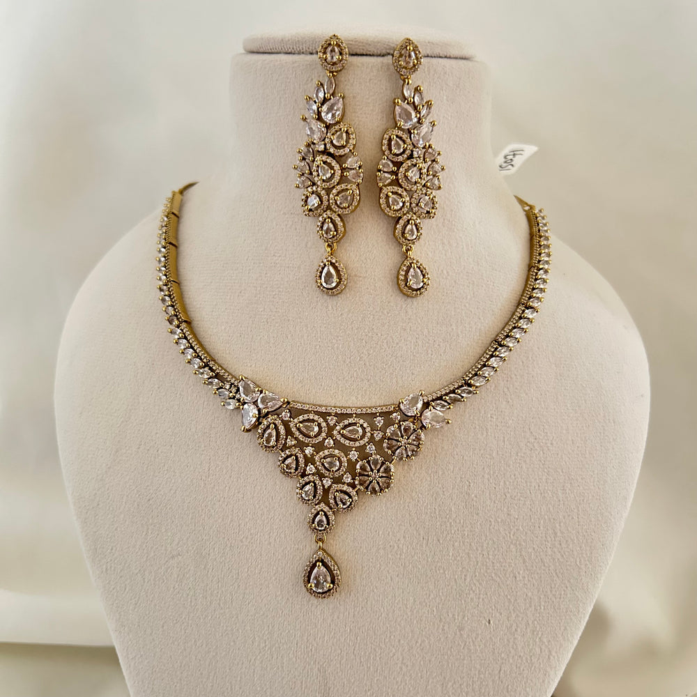 Diamond Finish Necklace Set