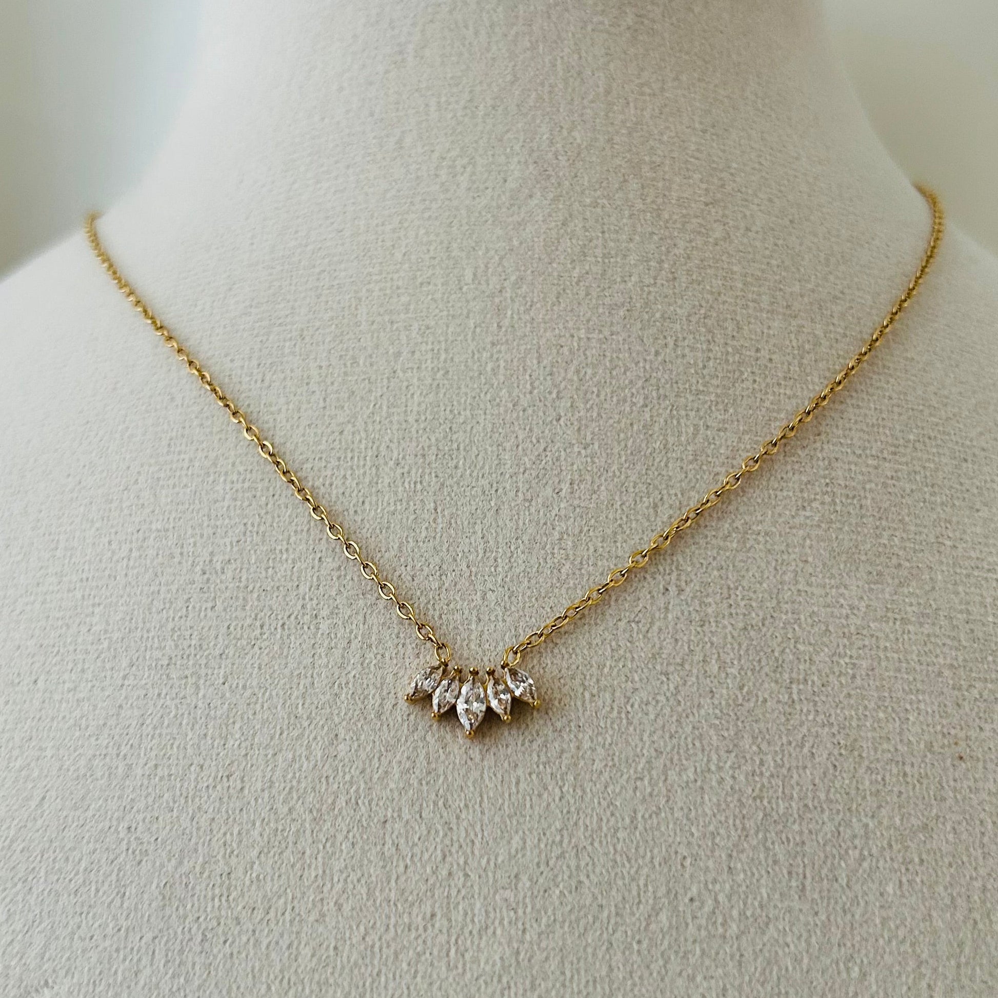 Mini Crown Necklace
