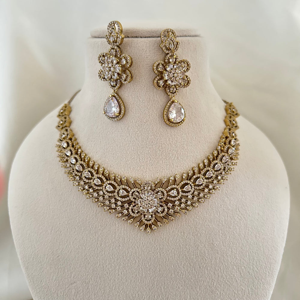 Floral Diamond Necklace Set