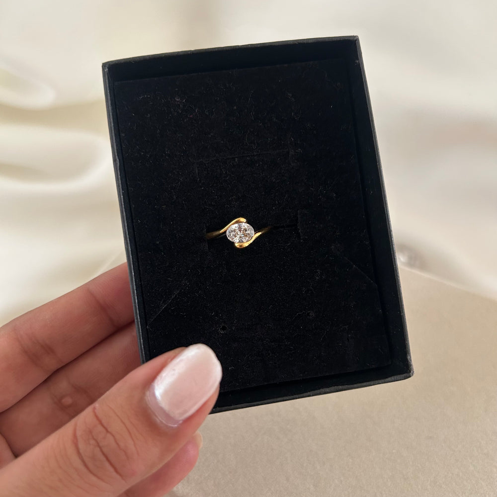 Solitaire Glow Ring