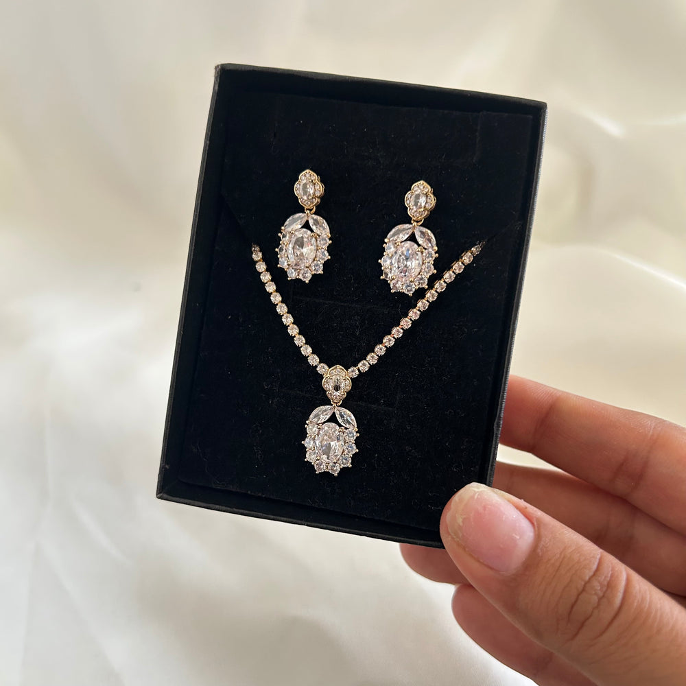 Imperial Oval Spark Tennis Necklaace Set