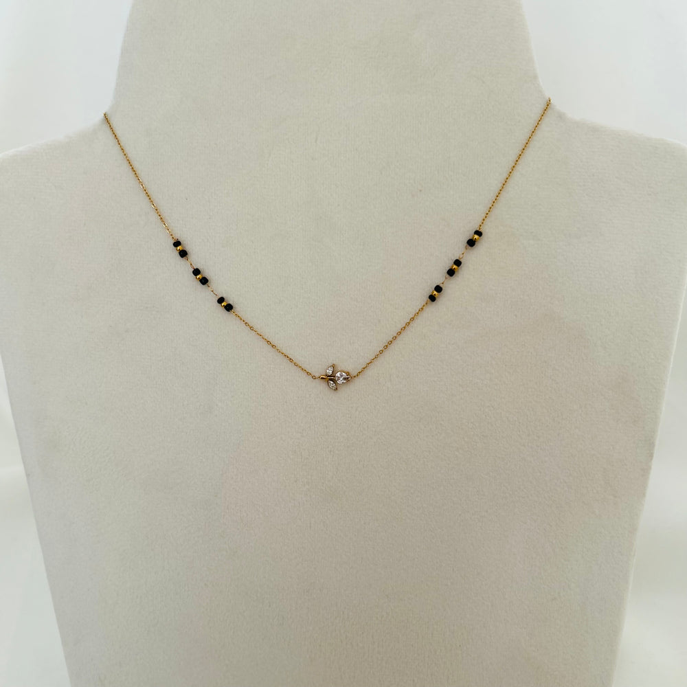 Aarohi Black Bead Cluster Mangalsutra