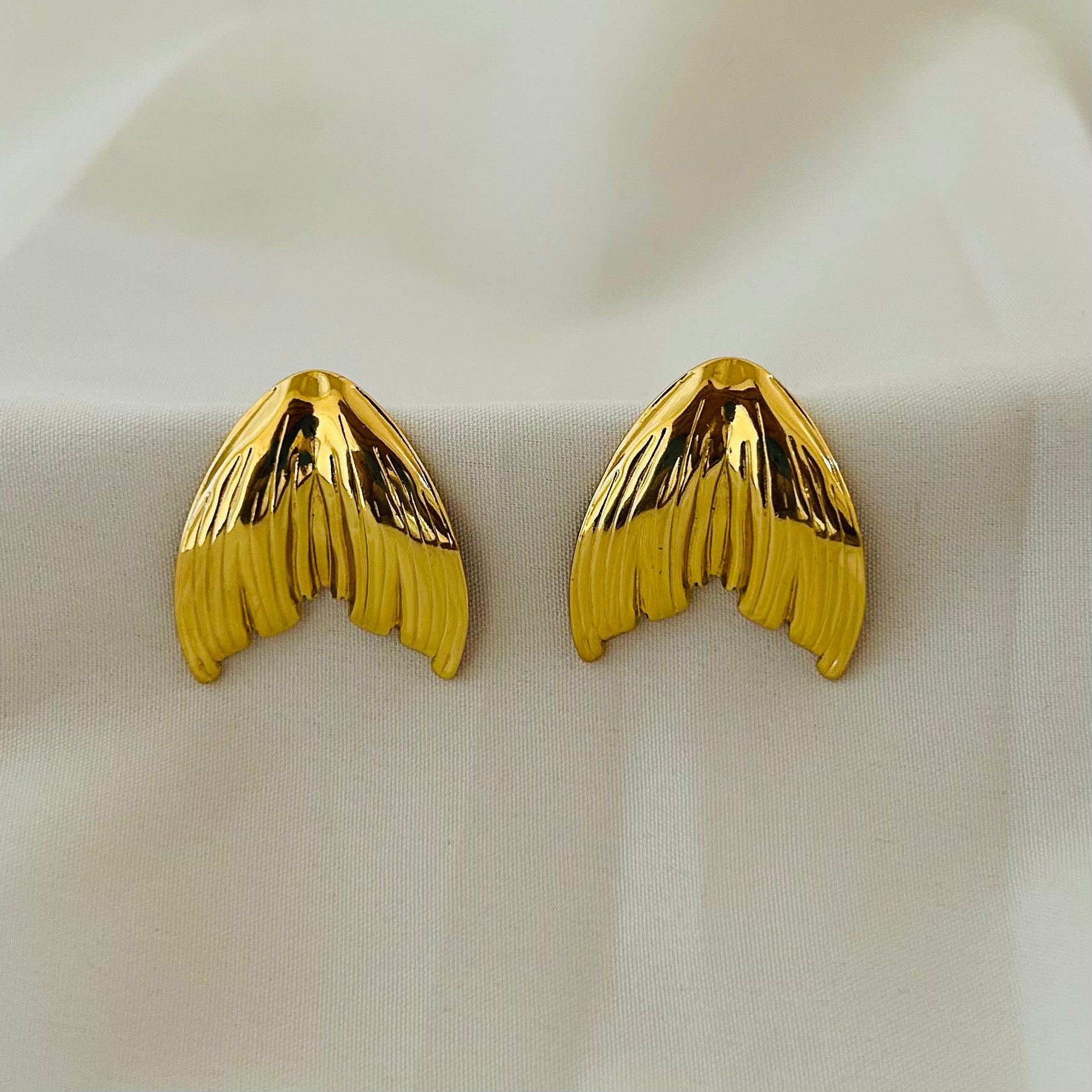 Golden Wave Sculpted Earrings