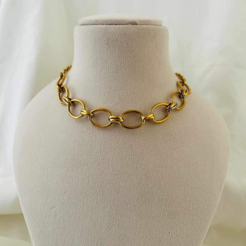 Bold Oval Link Chain Necklace